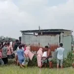 ‘ভ্যানটা নিয়ে গেল, এখন সংসার চলবে কীভাবে’