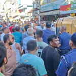 ঘুষ না দেয়ায় ঠিকাদারের হাত ভাঙলেন পৌর কর্মকর্তা